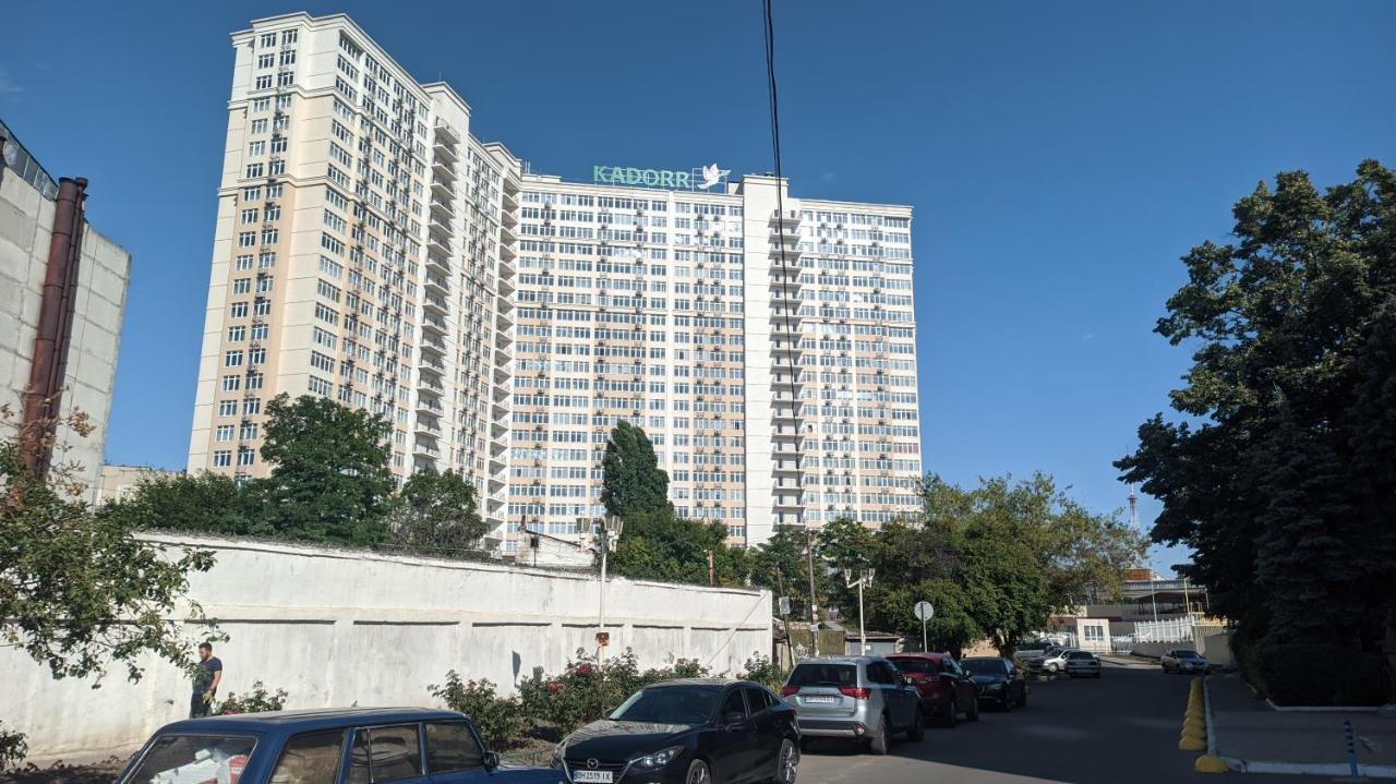 オデッサКвартира Кадорр Бассейная Apt Odeassa Basseinayaアパートメント エクステリア 写真